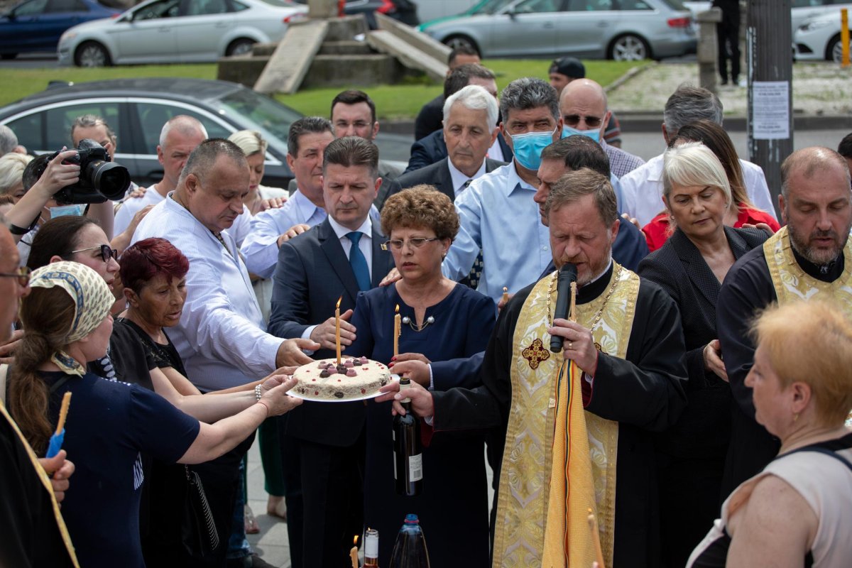 Pomenirea victimelor mineriadei din 1990 146655