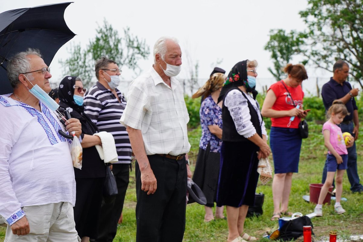 Sfinţirea locului pentru o nouă biserică în judeţul Galaţi 146632