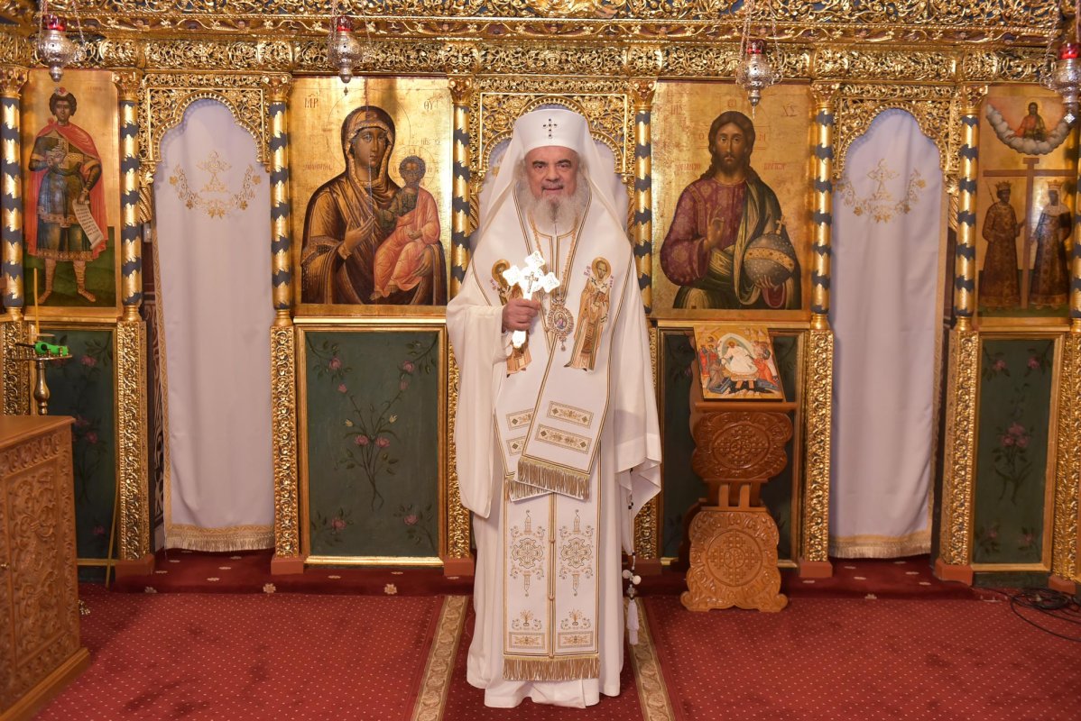 „Sfinții sunt rodiri ale lucrării Duhului Sfânt în lume” 146663