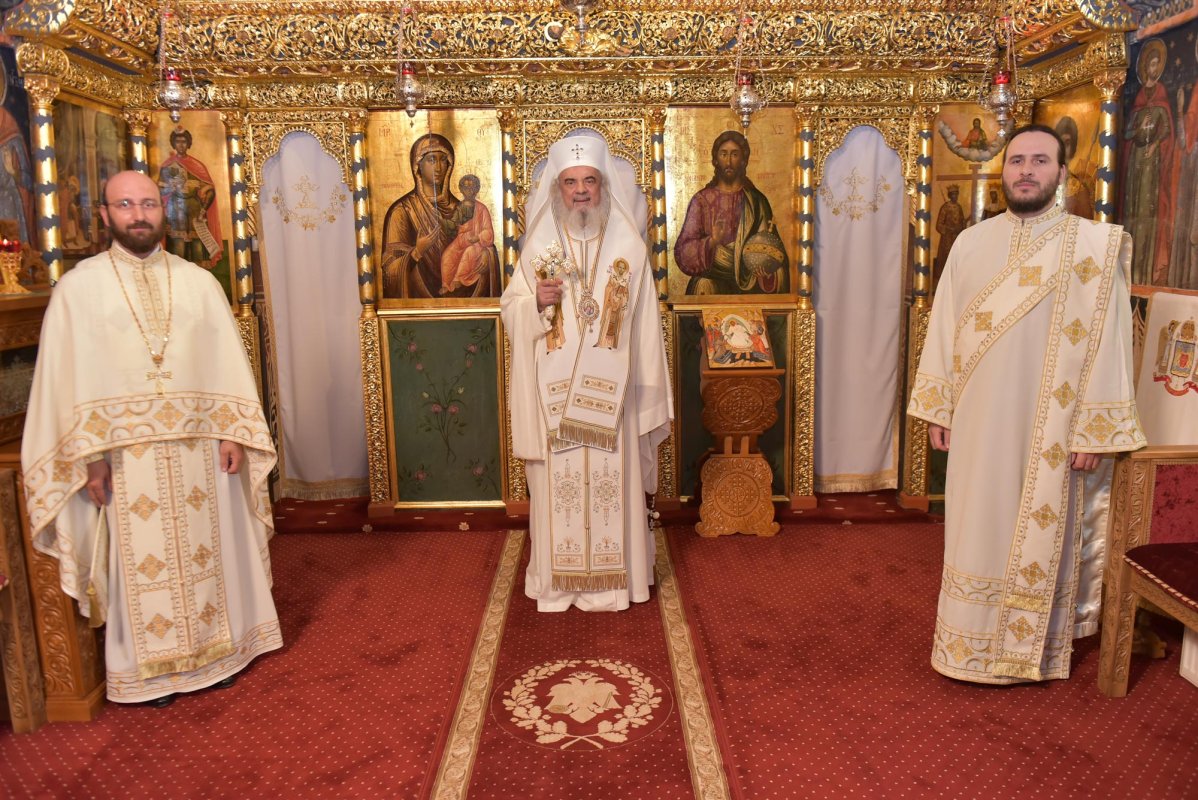 „Sfinții sunt rodiri ale lucrării Duhului Sfânt în lume” 146664