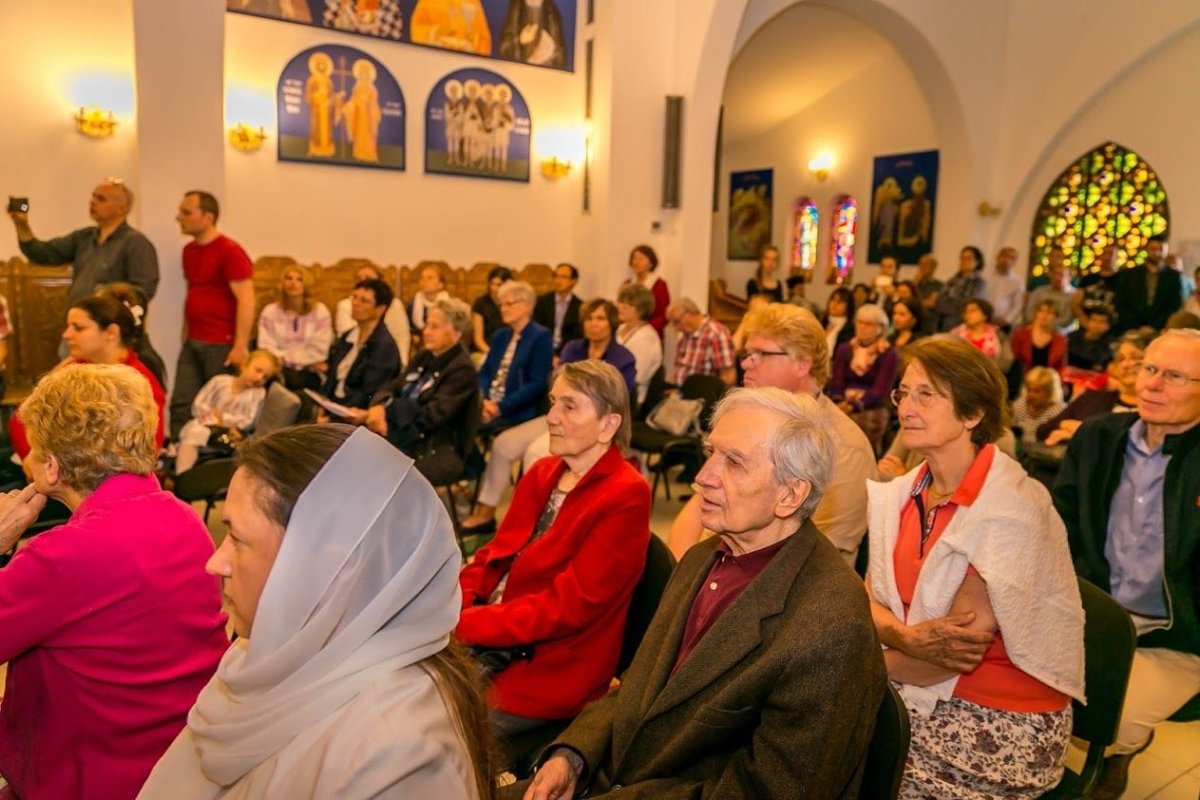 Spiritualitate și identitate românească la Biserica  „Toți Sfinții” din Grenoble 146285