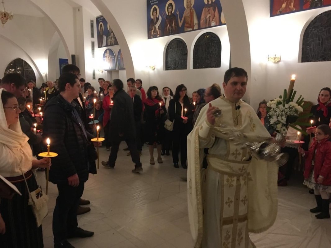 Spiritualitate și identitate românească la Biserica  „Toți Sfinții” din Grenoble 146292