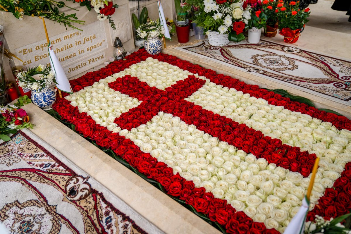 Parastas la 7 ani de la înveşnicirea părintelui Iustin Pârvu 146812