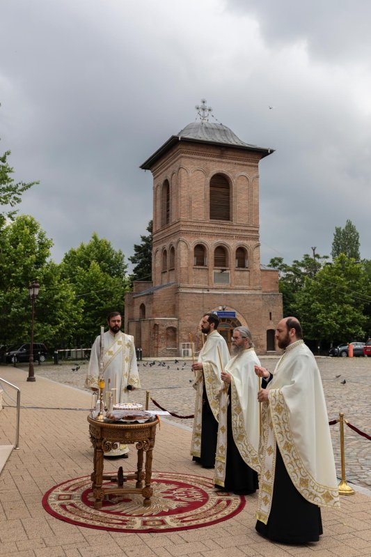 Slujbe de pomenire pentru poetul național Mihai Eminescu 146792