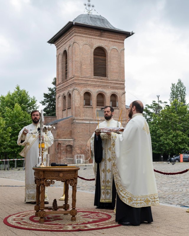 Slujbe de pomenire pentru poetul național Mihai Eminescu 146801