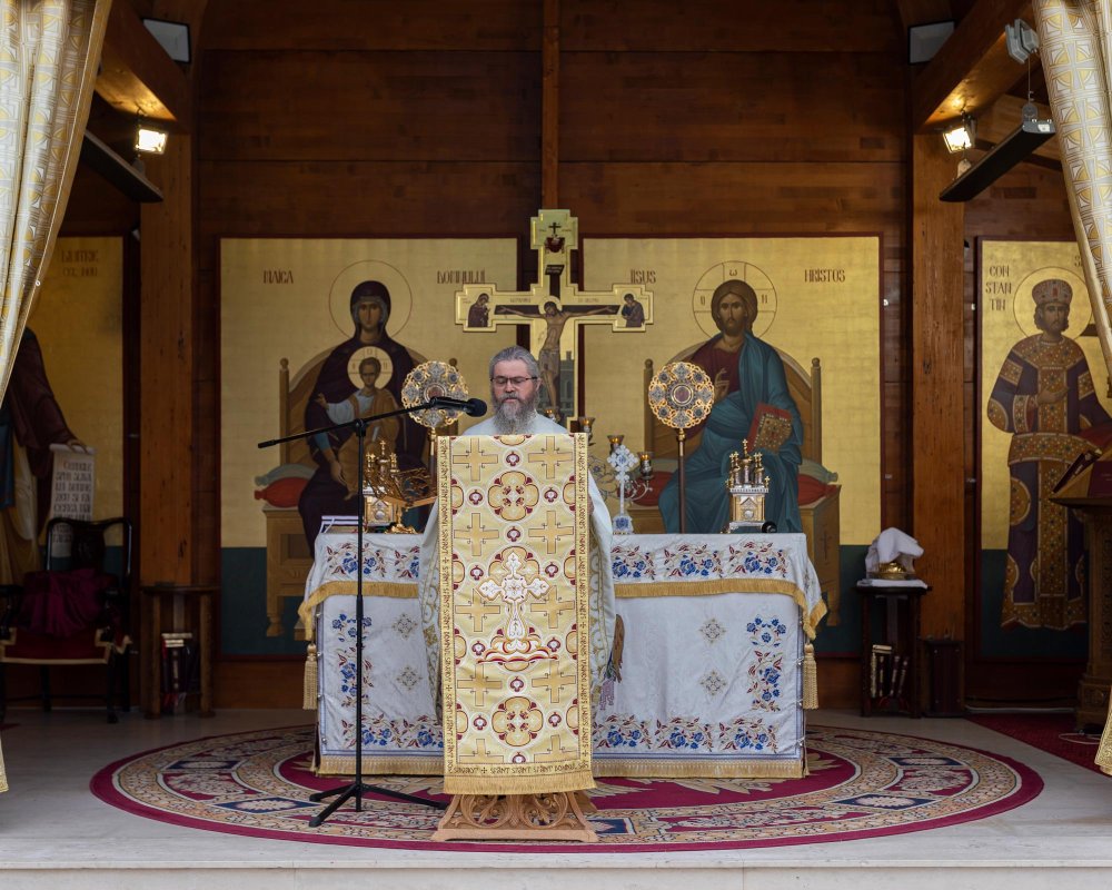 Slujbe de pomenire pentru poetul național Mihai Eminescu 146803