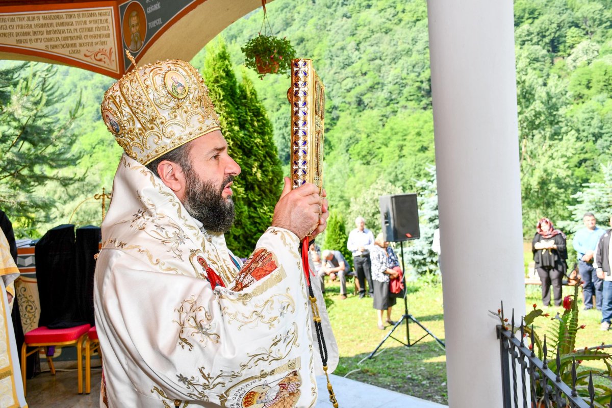 Sărbătoarea Mănăstirii Piatra Scrisă, județul Caraș-Severin 146901