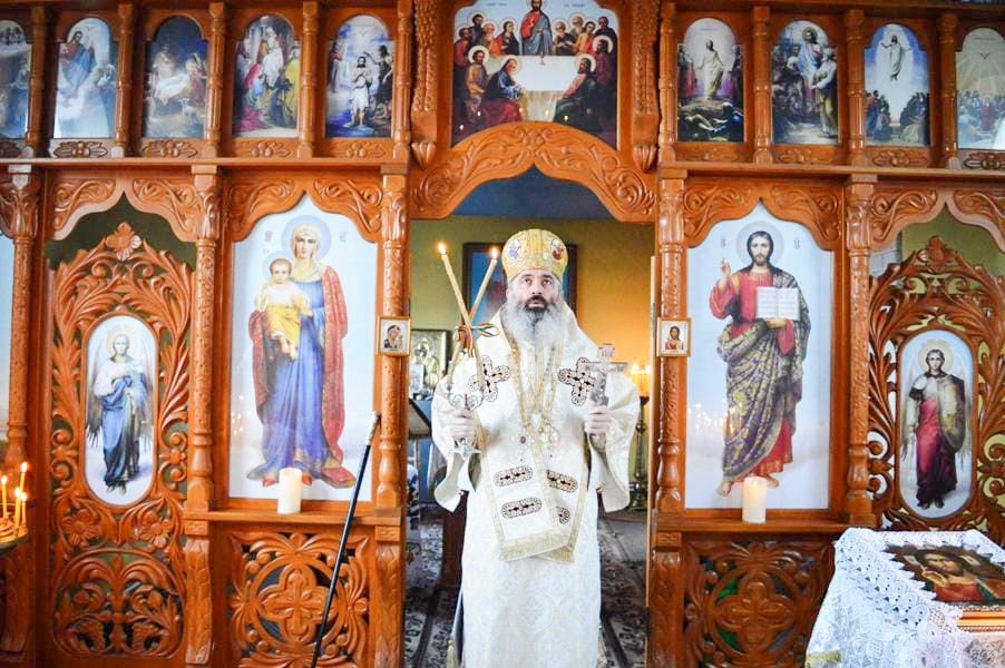 „Sfinţii ne invită pe calea sfinţeniei” 146911