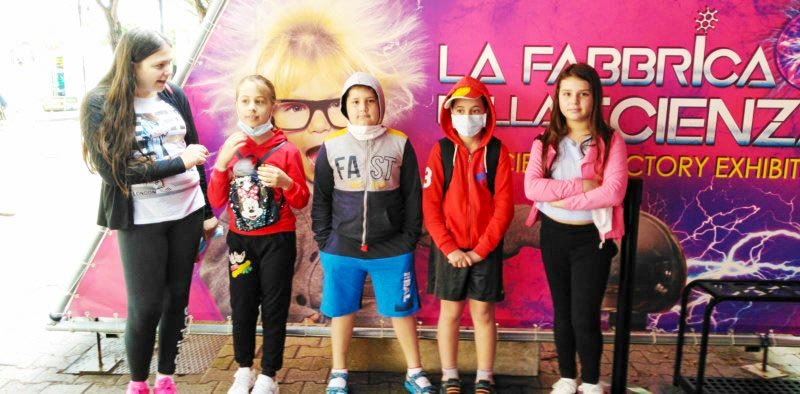 Vizite și slujiri arhierești la parohii din diasporă 146906