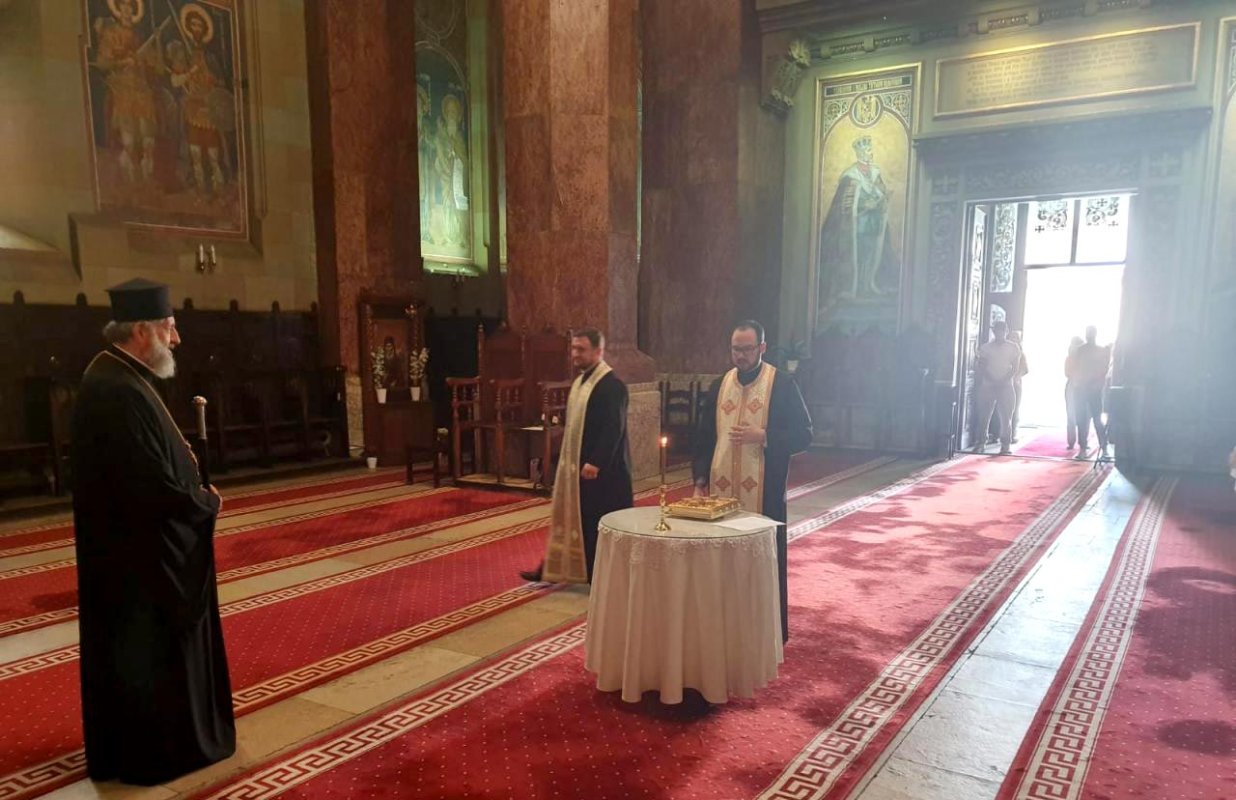 Teză de doctorat susţinută la Universitatea „1 Decembrie 1918” din Alba Iulia 147137