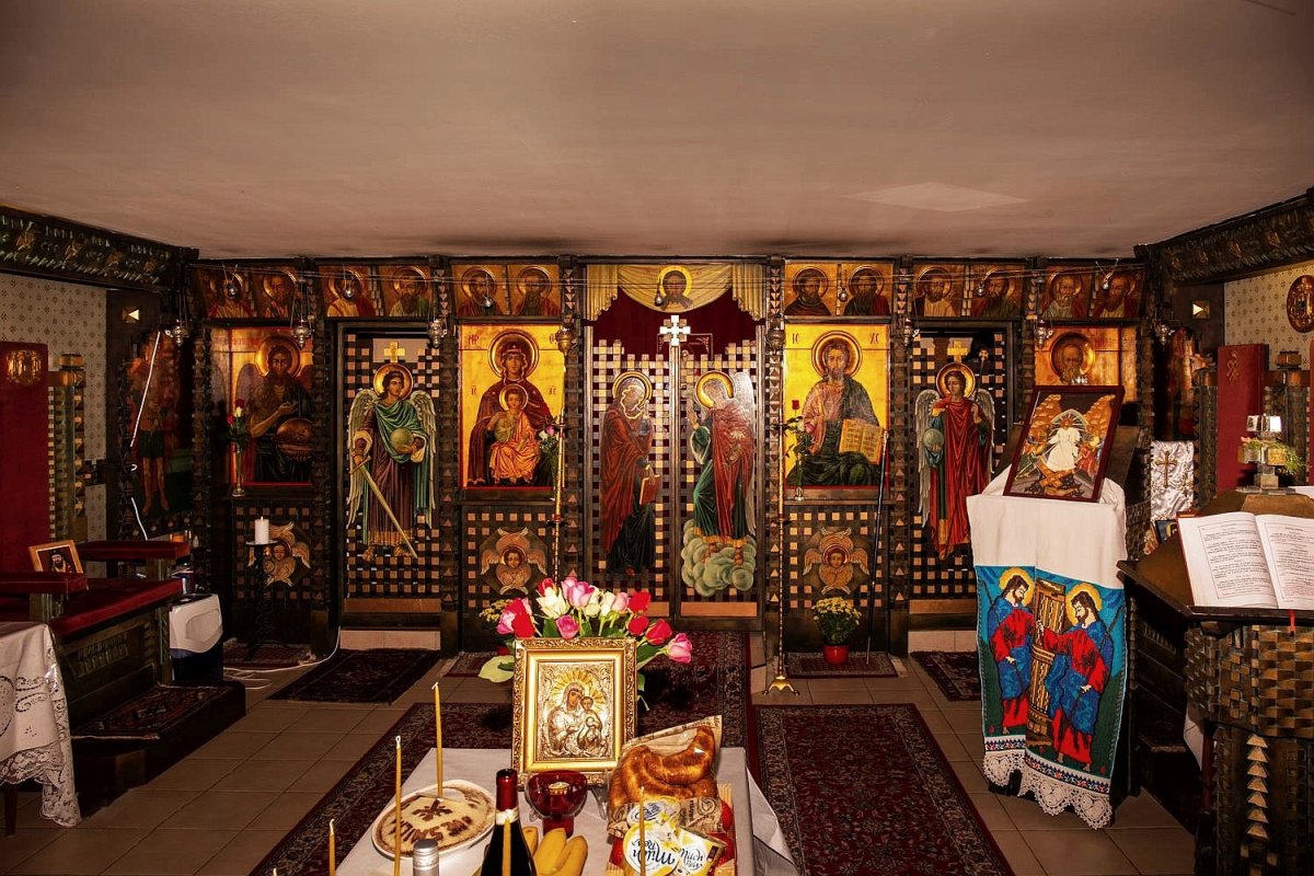 Capela din Lausanne, locul unde „încap” toţi sfinţii români 147122