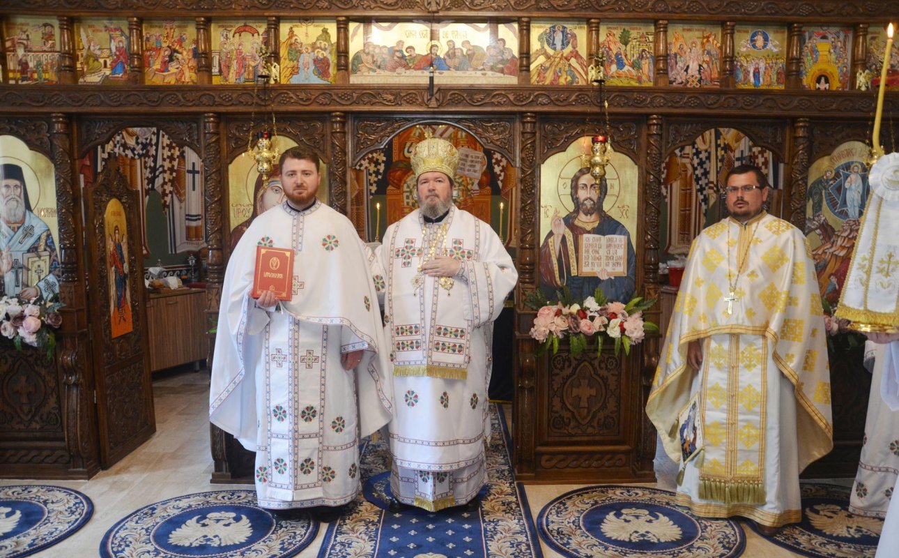 Preasfinţitul Sofronie, în Parohia Băile Felix 147362