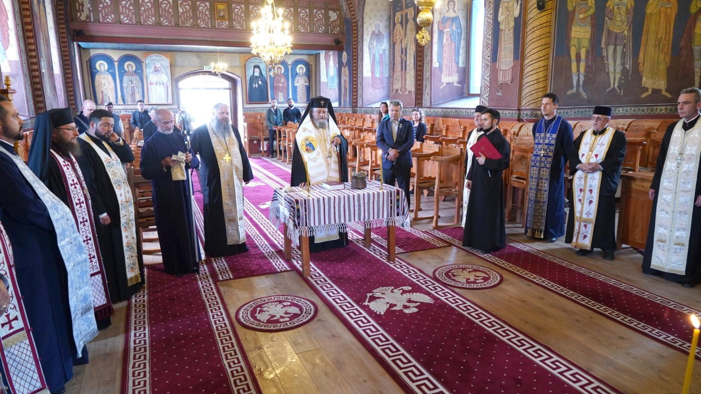 Sfinţire la Parohia Șimon-Nou, județul Brașov 147449