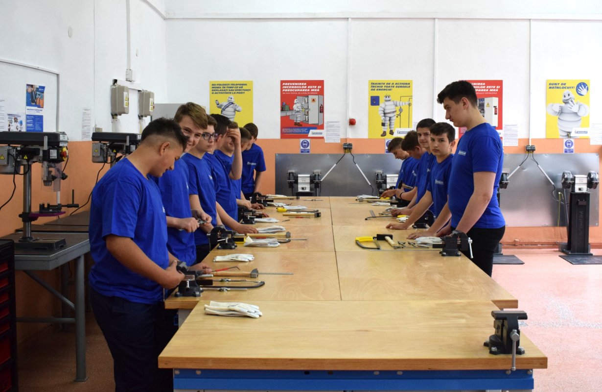 Antreprenorii cer „regândirea sistemului de educaţie” 147572