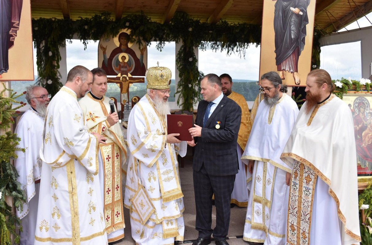 Mănăstirea Someșul Cald şi-a sărbătorit hramul de vară 147515