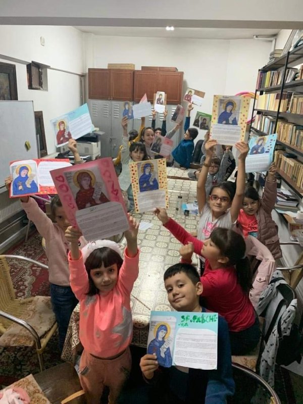 Familia și școala dintr-un centru catehetic vâlcean 147600