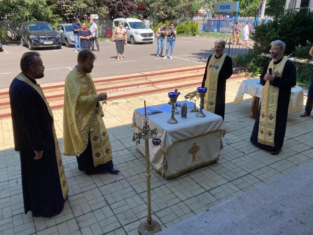 Parastas pentru medicii și asistenții trecuţi la Domnul din cauza COVID-19 147614