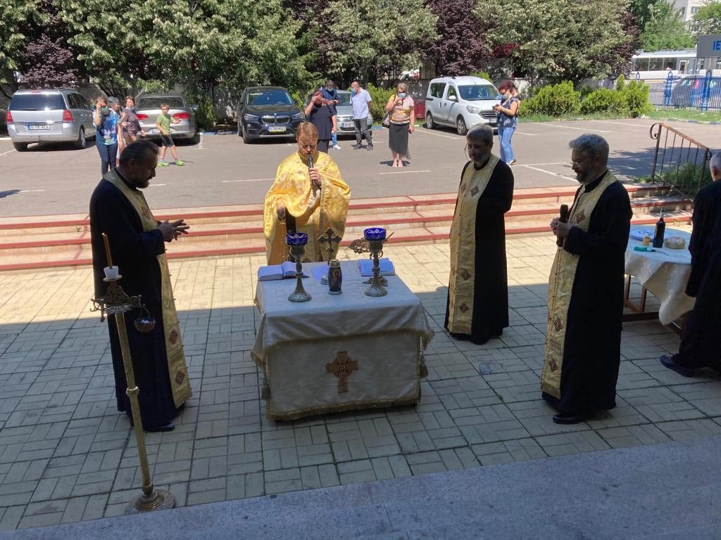 Parastas pentru medicii și asistenții trecuţi la Domnul din cauza COVID-19 147615