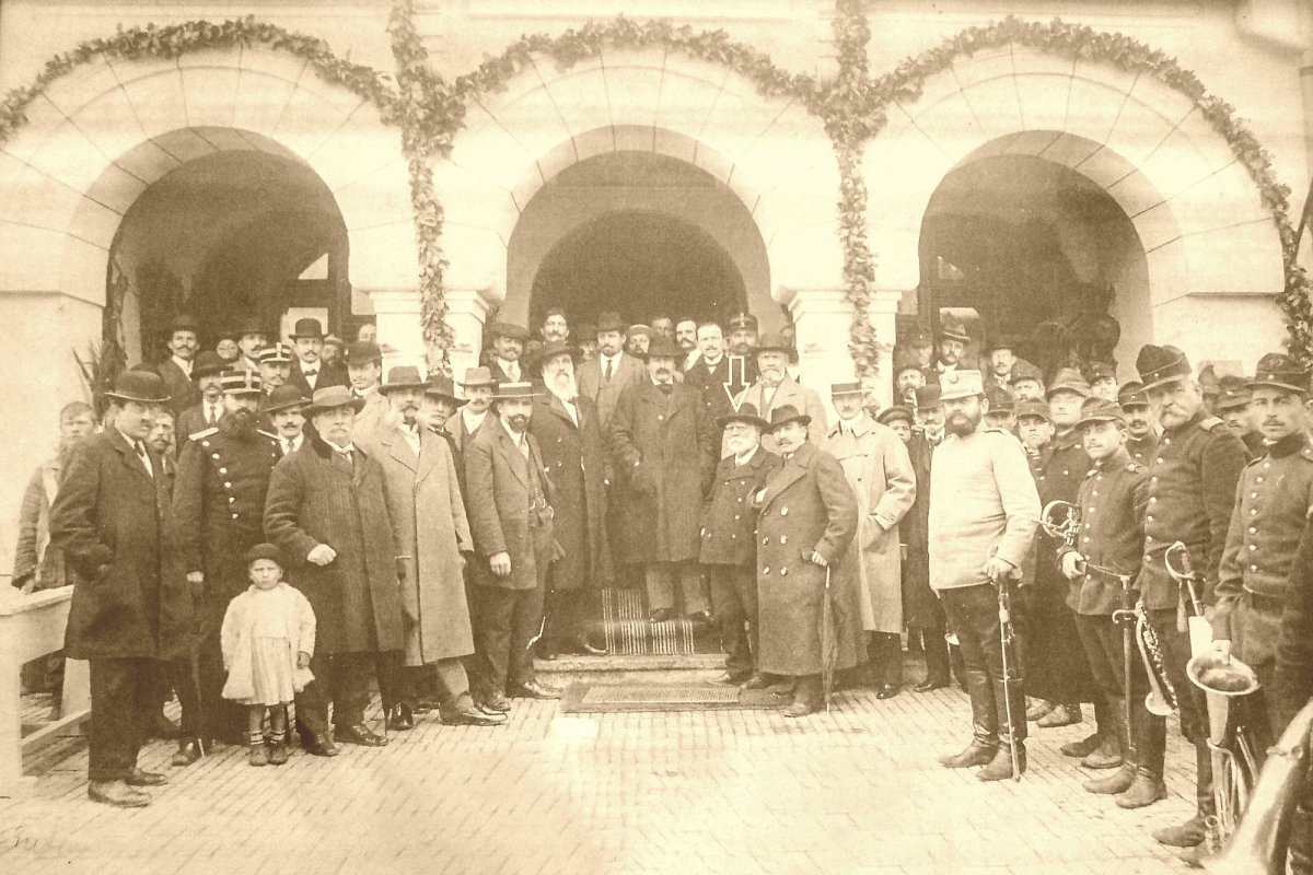 Stroe Belloescu, profesorul ctitor de școli și biserici 147351