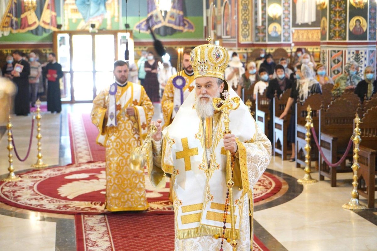 11 ani de la întronizarea Episcopului Sloboziei și Călărașilor 147853