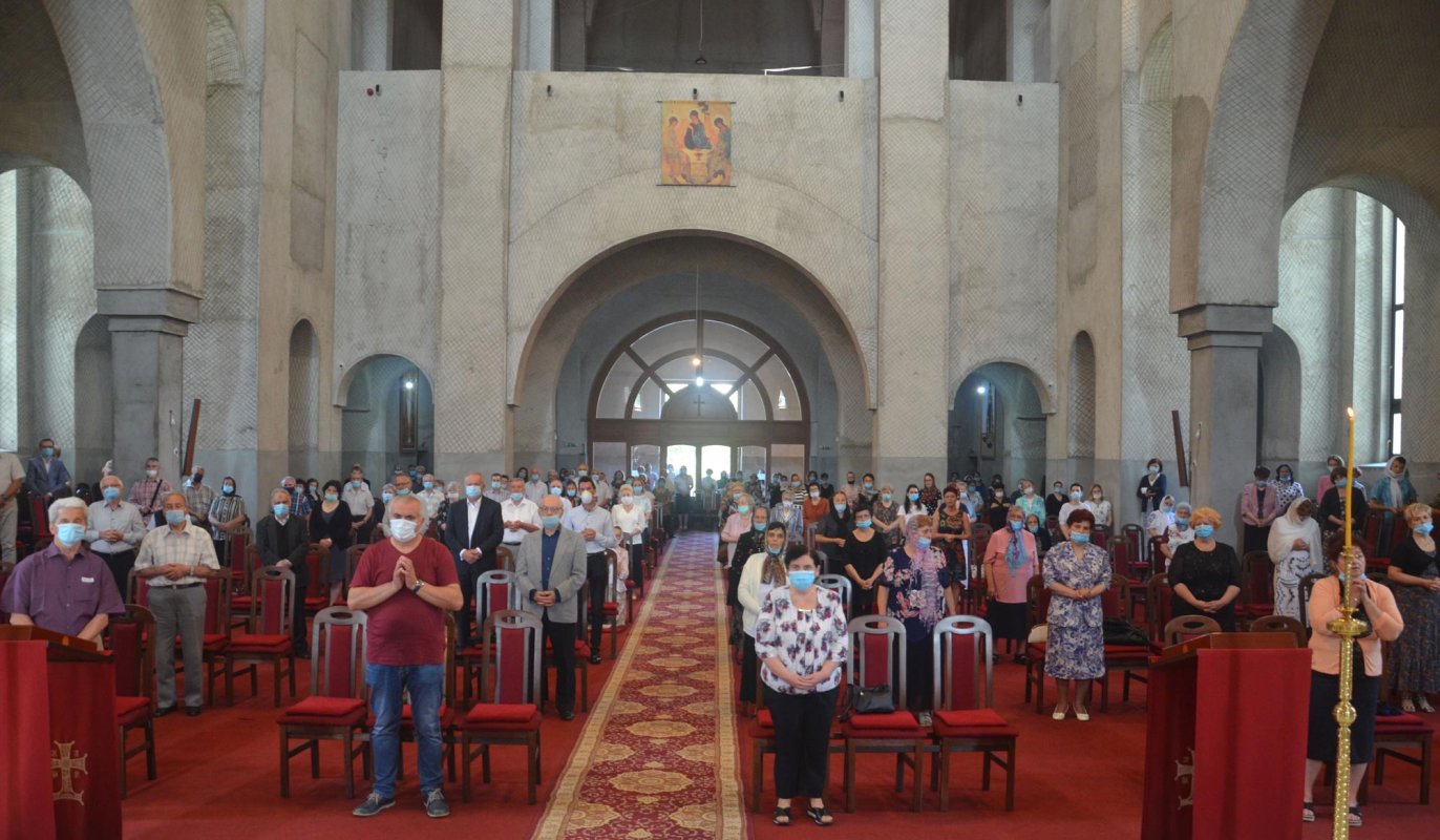 „Chemarea noastră, a tuturor, la sfințenie” 147868