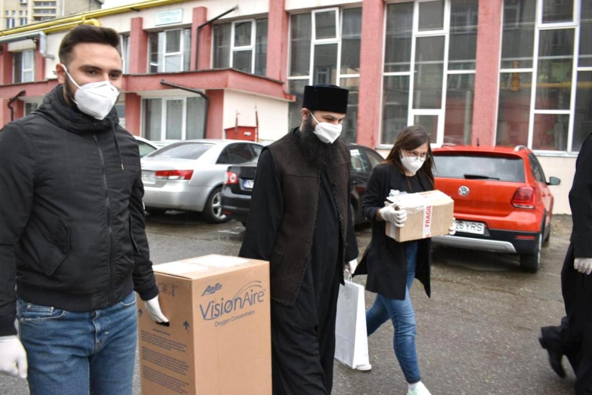 Colegiul „Sfântul Nicolae”, o școală a voluntariatului creştin 147815