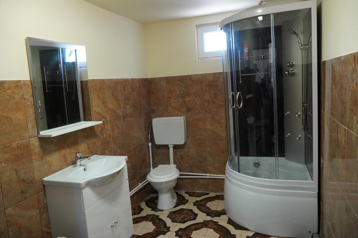 Din Casa Domnului în casa omului încercat, dar binecuvântat 147956