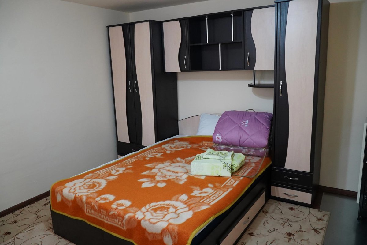 Din Casa Domnului în casa omului încercat, dar binecuvântat 147958