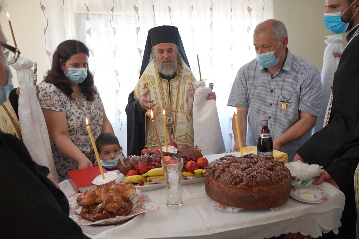 Din Casa Domnului în casa omului încercat, dar binecuvântat 147967