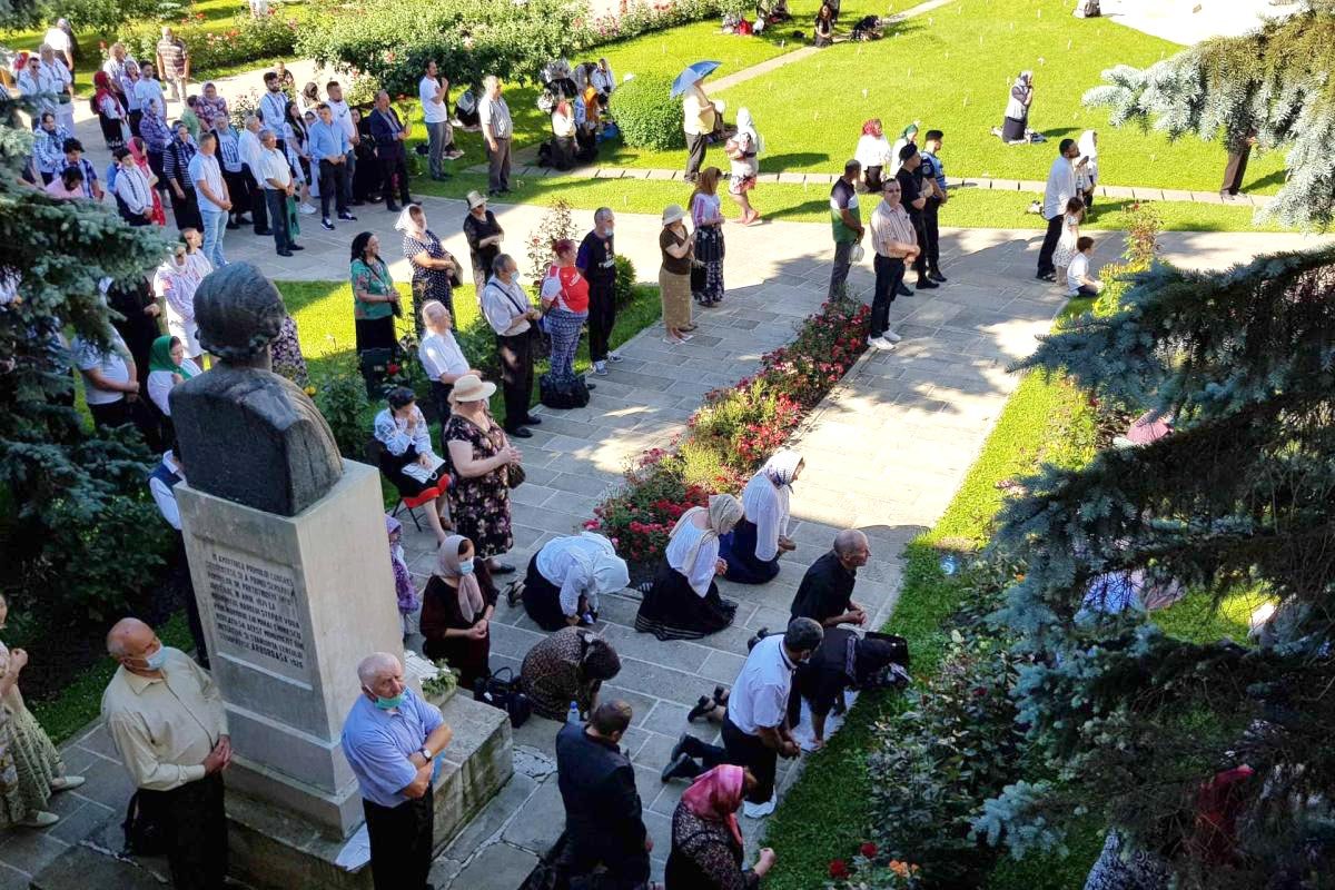 Sfântul Voievod Ştefan cel Mare, sărbătorit la Putna 148069