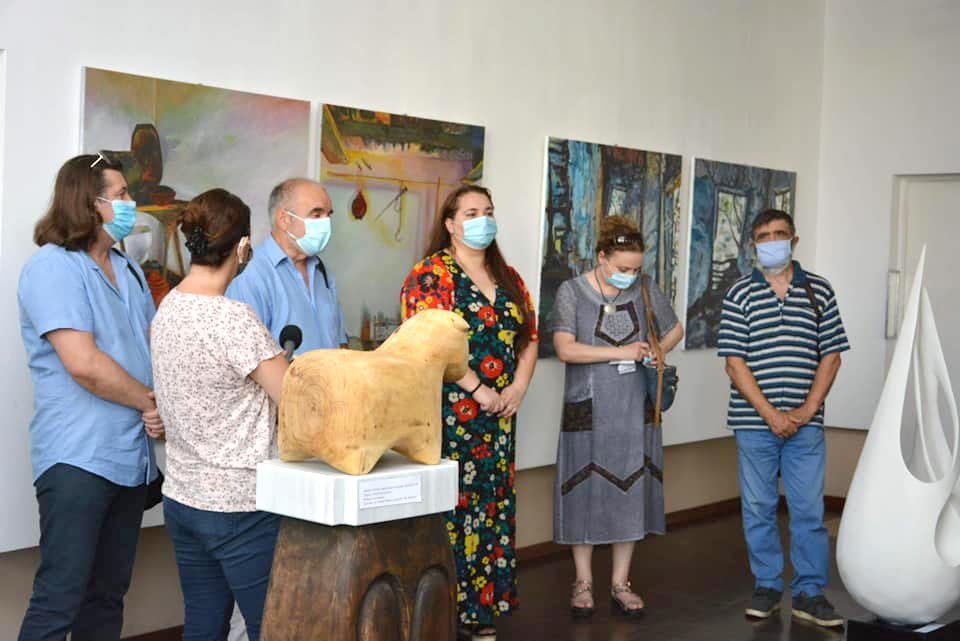 Absolvenţii Secţiei de Arte Vizuale au expus la Galeriile de Artă din Craiova 148187