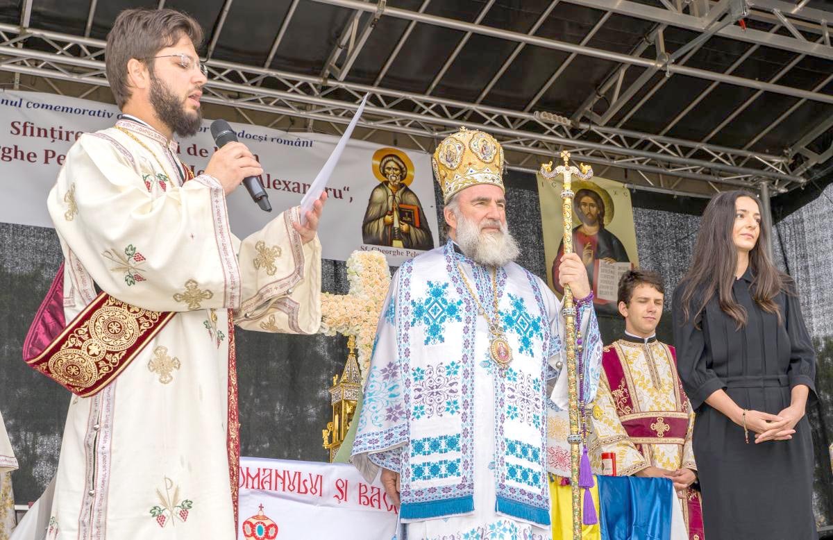 Sfinţire de biserică în localitatea nemţeană Dulceşti 148158