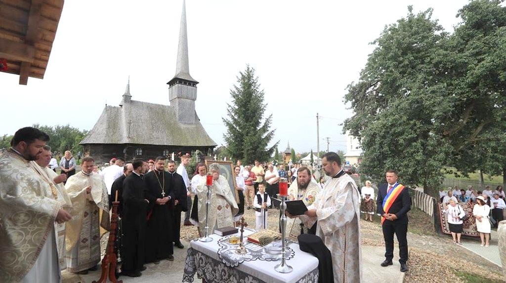 Slujiri în Episcopia Maramureşului şi Sătmarului 148169