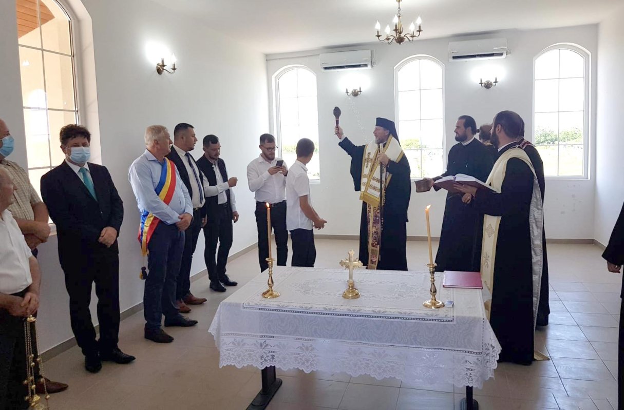 Sfințirea bisericii Parohiei Șepreuș, județul Arad 148301