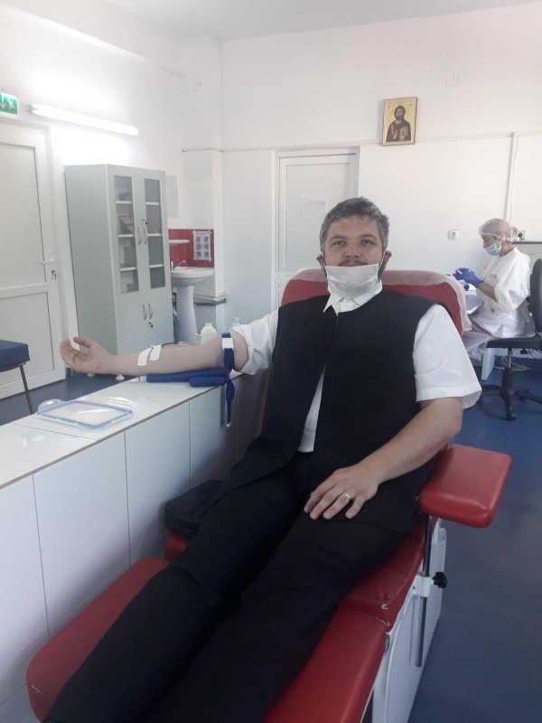 Acțiune de donare de sânge a preoților din protopopiatele Câmpeni şi Blaj 148415
