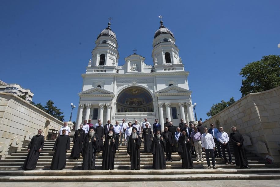 Au fost desemnați doi ierarhi candidați pentru slujirea de Arhiepiscop al Sucevei și Rădăuților 148488