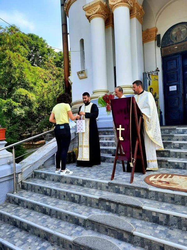 Elevi merituoşi din Parohia „Sfântul Nicolae”-Calafat premiați 148877