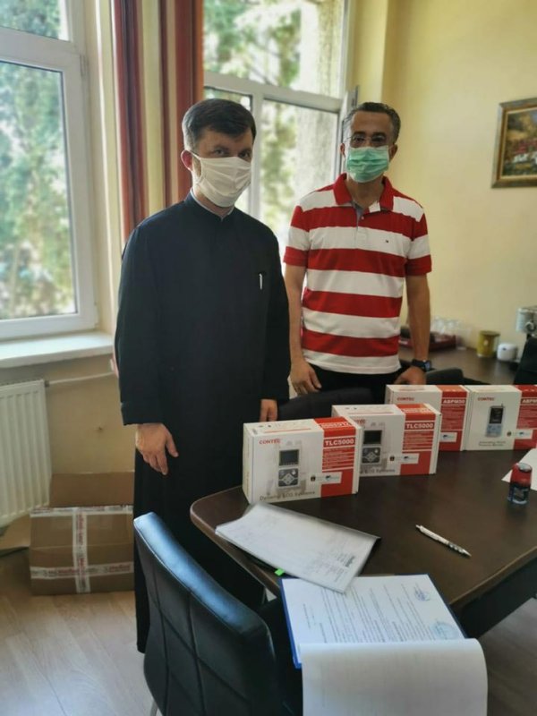 Noi aparate medicale donate spitalelor de Arhiepiscopia Sucevei și Rădăuților 148858