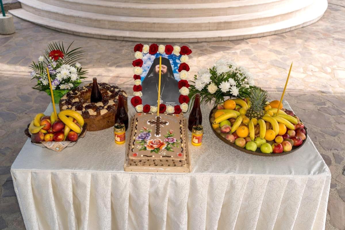 Pomenire de 40 de zile pentru arhimandritul Serafim Huzdup 149091