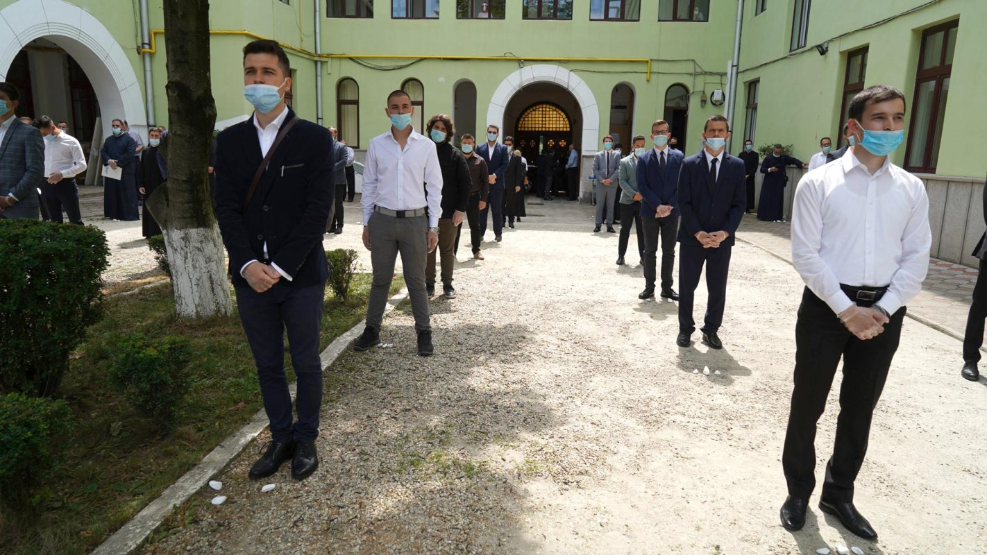 Absolvenţii Facultăţii de Teologie Ortodoxă din Sibiu au depus jurământul 149416