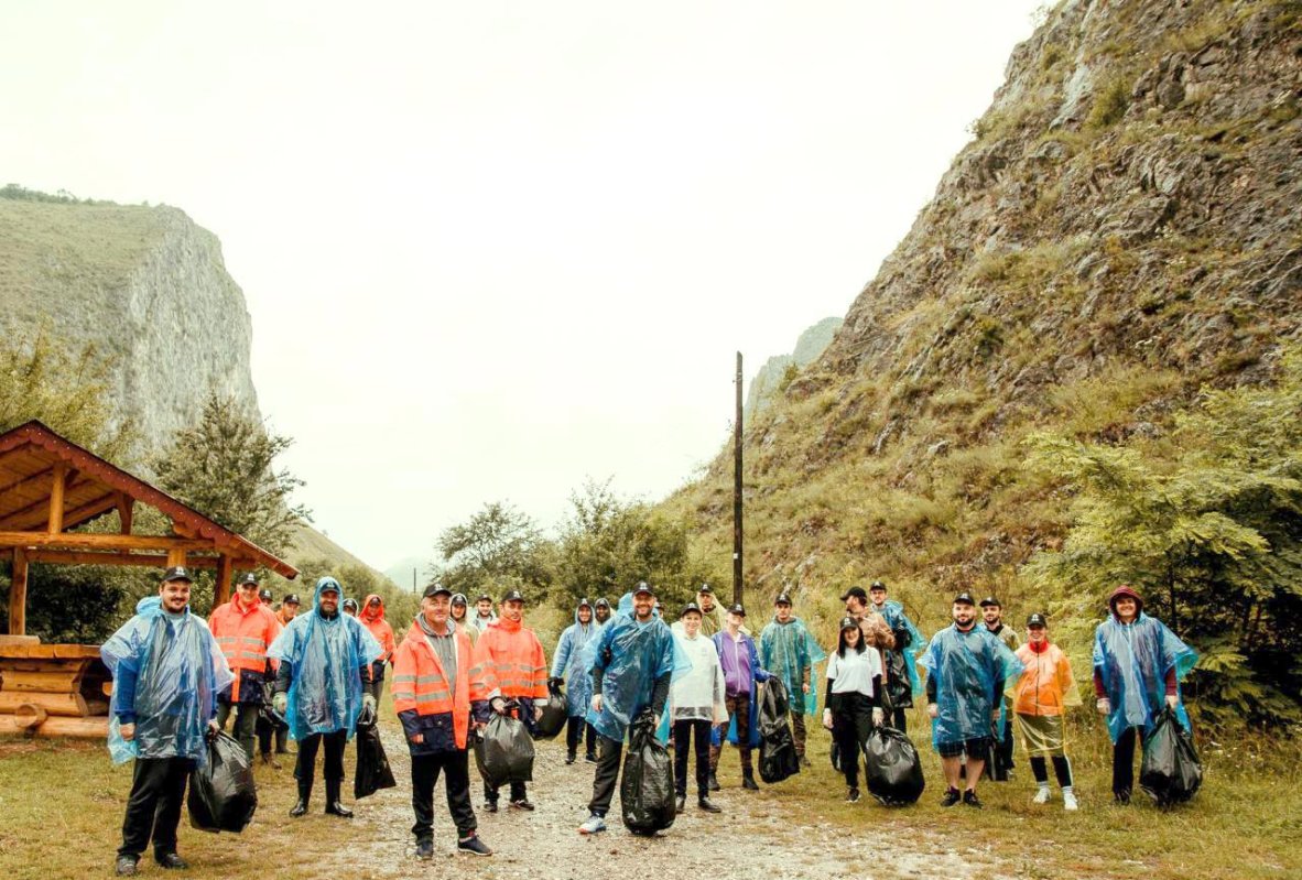 Acțiune de ecologizare realizată de echipa ASCOR Alba Iulia în Cheile Aiudului 149422