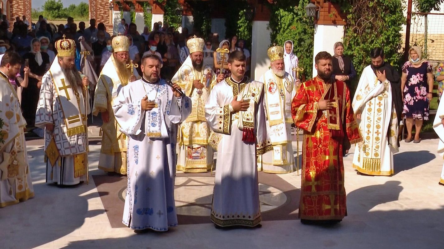 Hramul Mănăstirii „Pantocrator” din judeţul Teleorman 149396