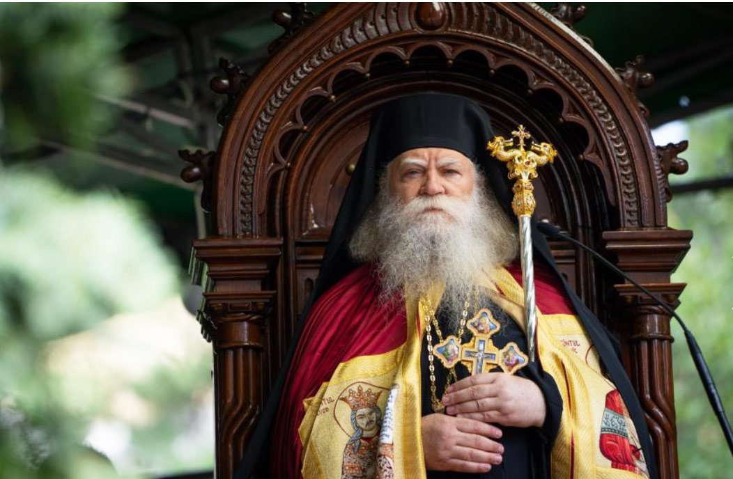 „Chiriarh la vârsta maturității pastorale, care îmbină iubirea duhovnicească paternă cu răbdarea şi înțelepciunea” 149463