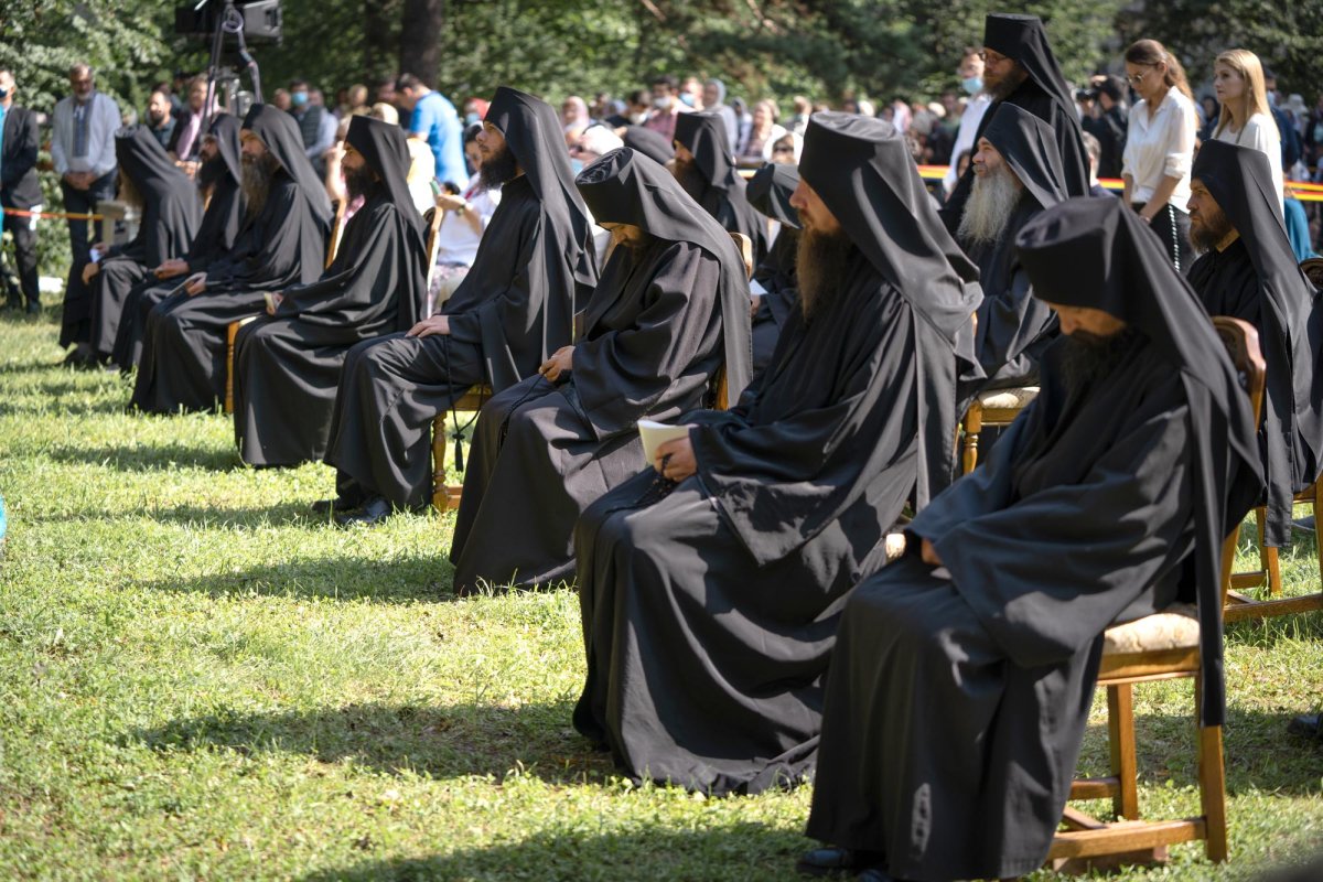 Clericii și credincioșii din Bucovina și-au primit noul Arhiepiscop 149486