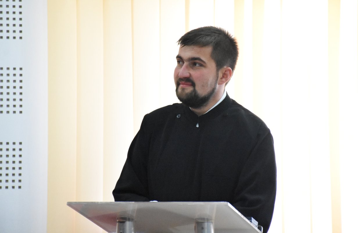 Slujire și misiune  în pandemie pentru românii din Italia 149143