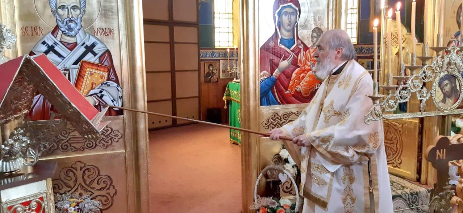 Sfințirea picturii bisericii parohiei arădene Hunedoara Timișană 149653