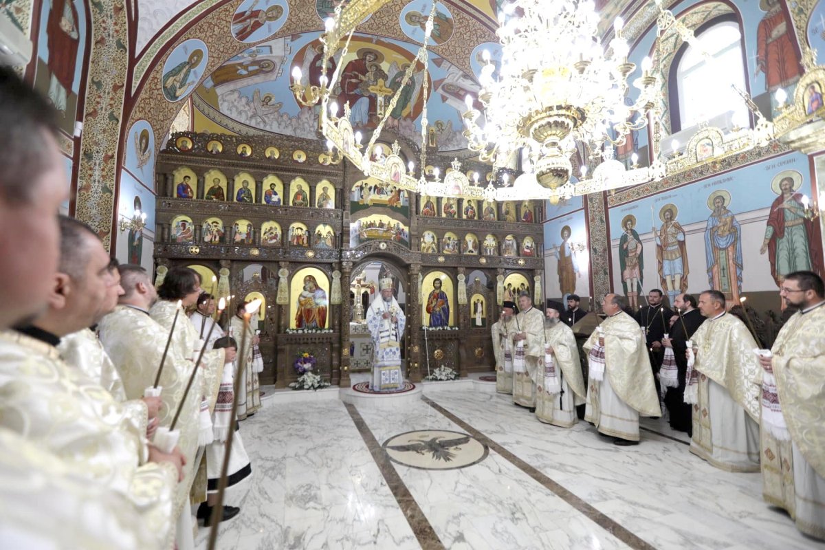 Resfințirea bisericii din Parohia Moișeni, Oaș 149763