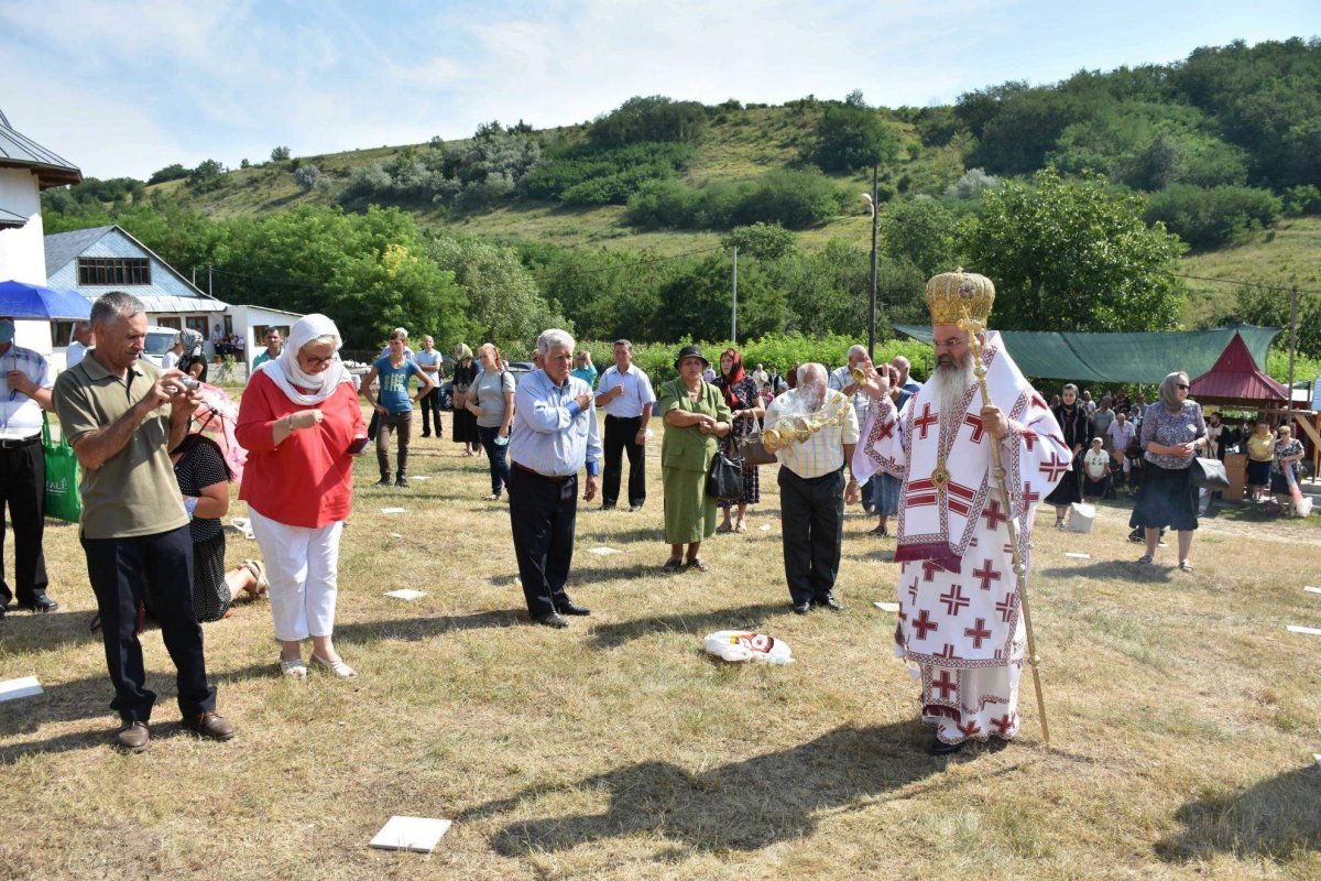 Sărbătoarea Sfântului Pantelimon la Mănăstirea Bogdăniţa 149805