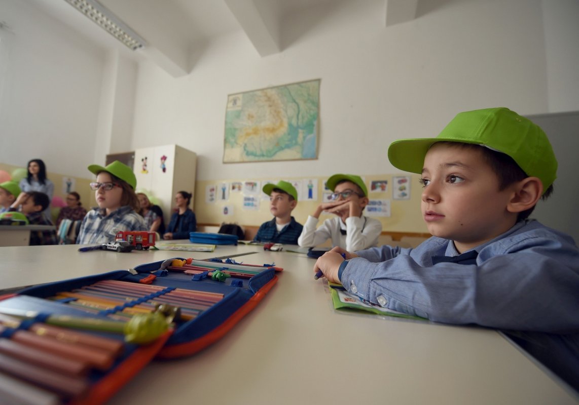 Școala on-line, neindicată copiilor cu vârste între 3 și 11 ani 149836