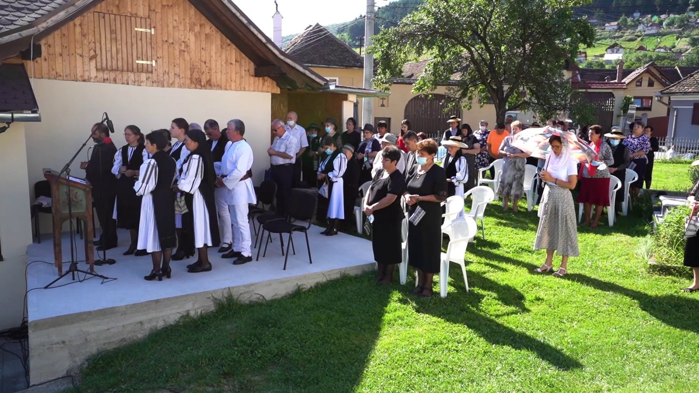 Slujire arhierească la Gura Râului, Sibiu 150098